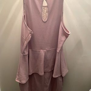 Charlotte Russe 3x Mauve peplum mini dress with crochet top & keyhole back.